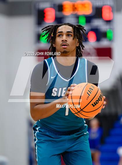 Thumbnail 3 in Siegel @ Lebanon (TSSAA 4A Regional) photogallery.