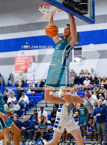 Thumbnail 2 in Siegel @ Lebanon (TSSAA 4A Regional) photogallery.