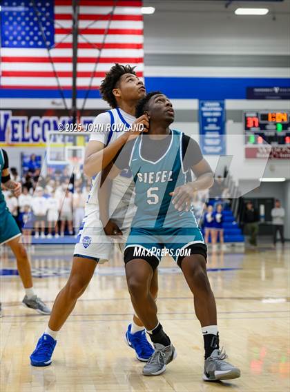 Thumbnail 1 in Siegel @ Lebanon (TSSAA 4A Regional) photogallery.
