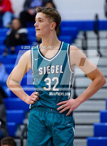 Thumbnail 2 in Siegel @ Lebanon (TSSAA 4A Regional) photogallery.