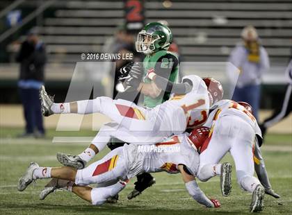 Thumbnail 2 in Cathedral Catholic vs. St. Mary's (CIF State Division 1AA Final) photogallery.