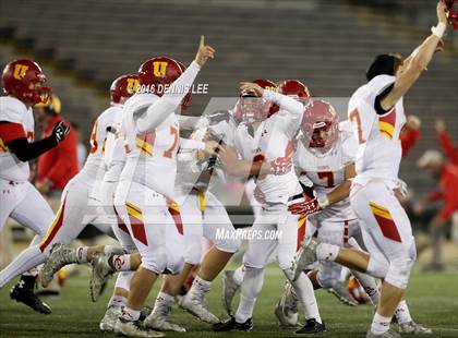 Thumbnail 3 in Cathedral Catholic vs. St. Mary's (CIF State Division 1AA Final) photogallery.
