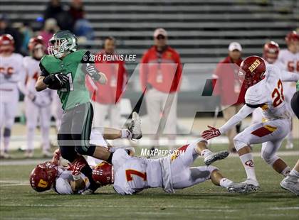 Thumbnail 3 in Cathedral Catholic vs. St. Mary's (CIF State Division 1AA Final) photogallery.