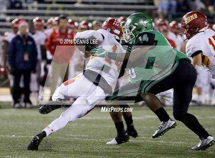 Thumbnail 3 in Cathedral Catholic vs. St. Mary's (CIF State Division 1AA Final) photogallery.