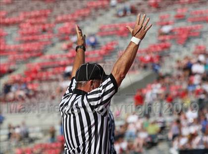Thumbnail 1 in Westerville South vs. Davidson (Kirk Herbstreit Varsity Football Series) photogallery.