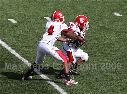Thumbnail 3 in Westerville South vs. Davidson (Kirk Herbstreit Varsity Football Series) photogallery.