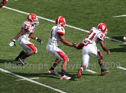 Thumbnail 2 in Westerville South vs. Davidson (Kirk Herbstreit Varsity Football Series) photogallery.
