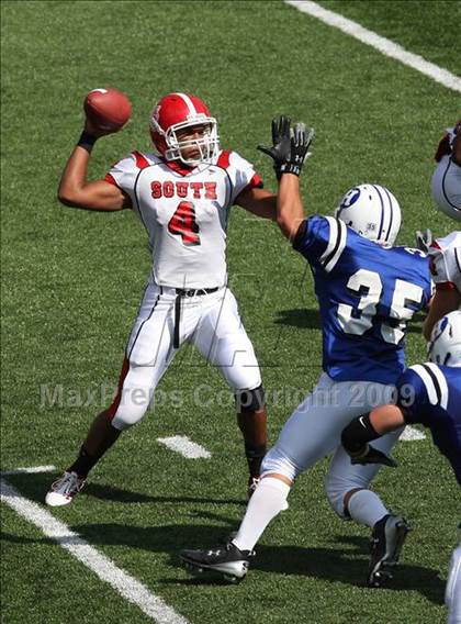 Thumbnail 2 in Westerville South vs. Davidson (Kirk Herbstreit Varsity Football Series) photogallery.