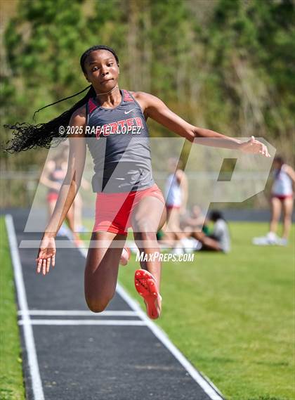Thumbnail 2 in Spartan Relays (Long Jump) photogallery.