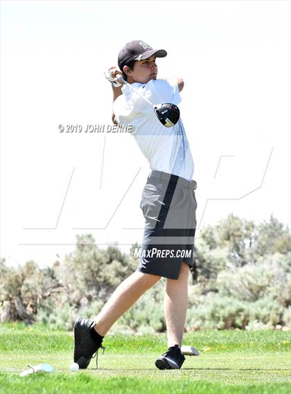 Thumbnail 2 in NMAA 4A District Championship photogallery.