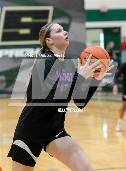 Thumbnail 1 in IMG Academy vs. PHH Prep National (Nike Tournament of Champions) photogallery.