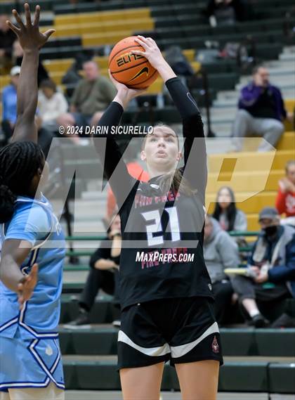 Thumbnail 3 in IMG Academy vs. PHH Prep National (Nike Tournament of Champions) photogallery.