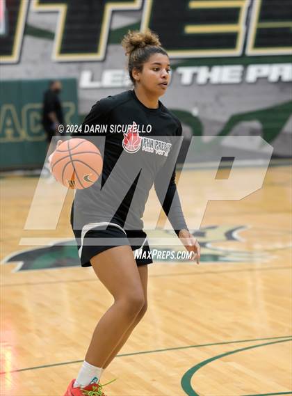 Thumbnail 1 in IMG Academy vs. PHH Prep National (Nike Tournament of Champions) photogallery.