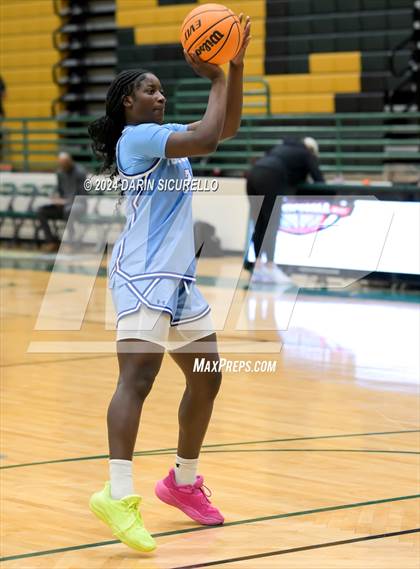 Thumbnail 2 in IMG Academy vs. PHH Prep National (Nike Tournament of Champions) photogallery.