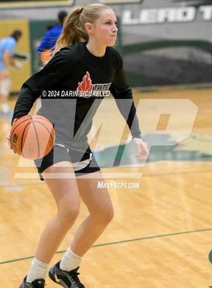 Thumbnail 1 in IMG Academy vs. PHH Prep National (Nike Tournament of Champions) photogallery.
