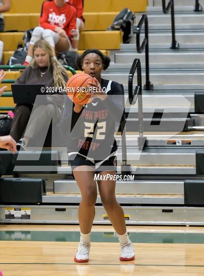 Thumbnail 1 in IMG Academy vs. PHH Prep National (Nike Tournament of Champions) photogallery.