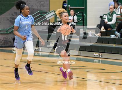 Thumbnail 2 in IMG Academy vs. PHH Prep National (Nike Tournament of Champions) photogallery.