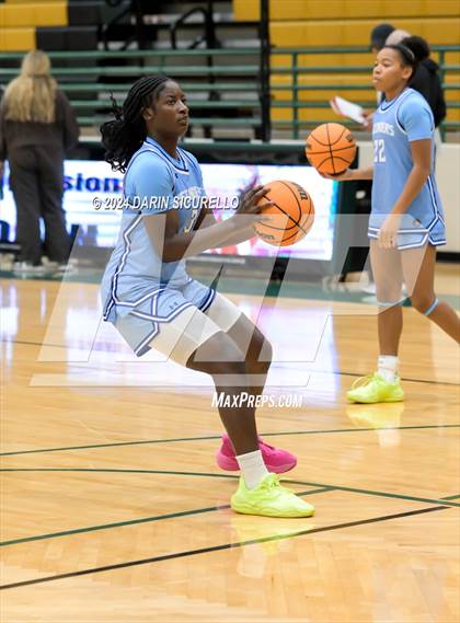Thumbnail 1 in IMG Academy vs. PHH Prep National (Nike Tournament of Champions) photogallery.