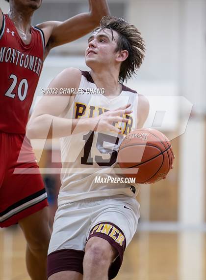 Thumbnail 2 in Montgomery vs Piner photogallery.