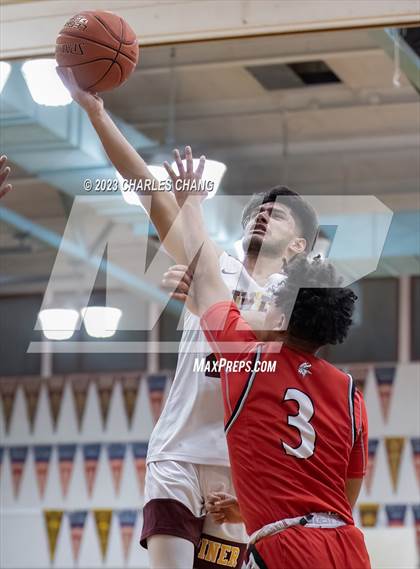 Thumbnail 3 in Montgomery vs Piner photogallery.