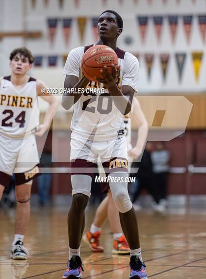 Thumbnail 3 in Montgomery vs Piner photogallery.