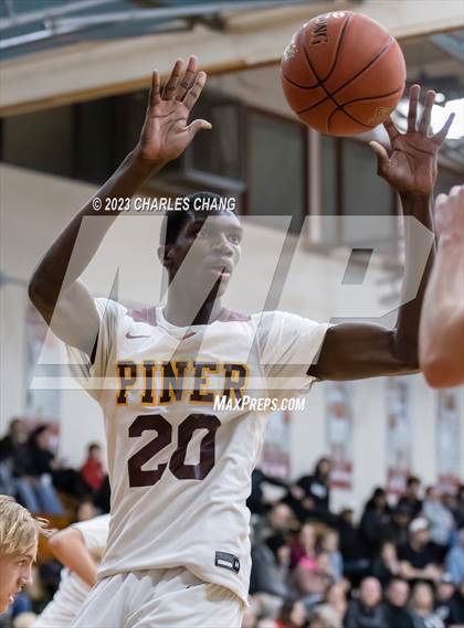Thumbnail 3 in Montgomery vs Piner photogallery.