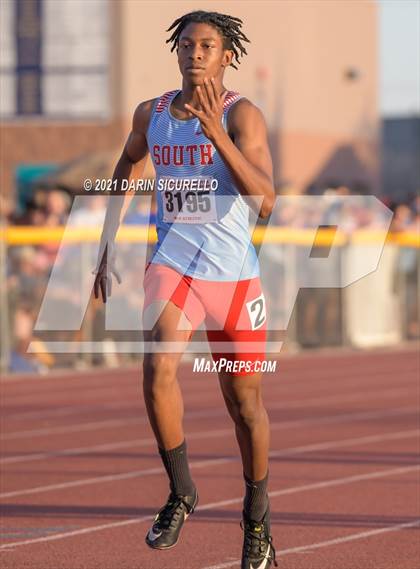 Thumbnail 3 in AIA Track & Field Championships (Boys 100/400m Dash DIV 1 & 3) photogallery.