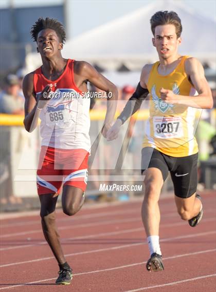 Thumbnail 1 in AIA Track & Field Championships (Boys 100/400m Dash DIV 1 & 3) photogallery.