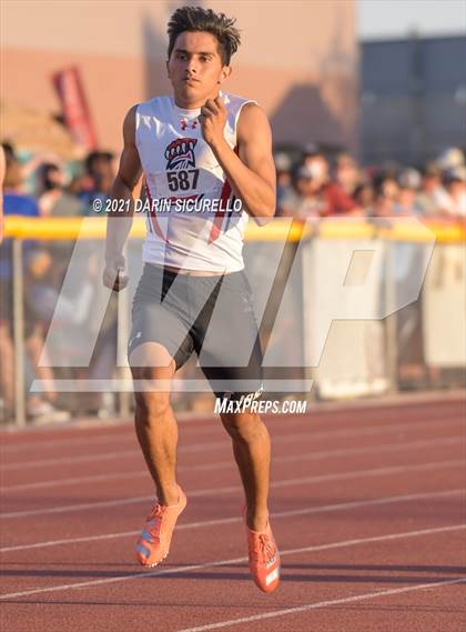 Thumbnail 2 in AIA Track & Field Championships (Boys 100/400m Dash DIV 1 & 3) photogallery.