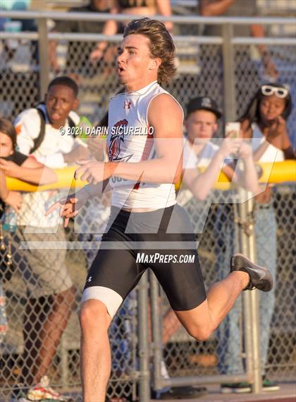 Thumbnail 3 in AIA Track & Field Championships (Boys 100/400m Dash DIV 1 & 3) photogallery.