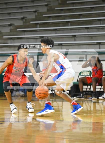 Thumbnail 3 in Grapevine vs. Mexia photogallery.