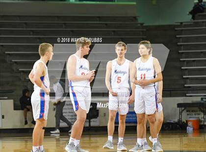 Thumbnail 3 in Grapevine vs. Mexia photogallery.