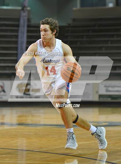 Thumbnail 3 in Grapevine vs. Mexia photogallery.