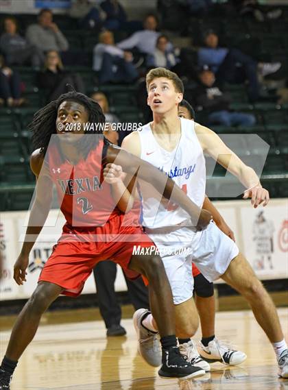 Thumbnail 2 in Grapevine vs. Mexia photogallery.