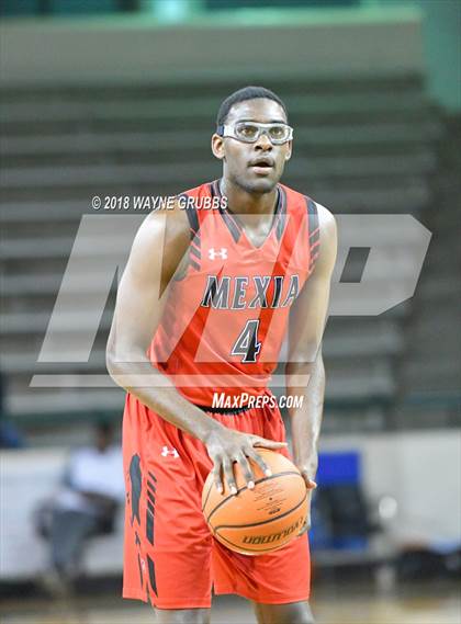Thumbnail 1 in Grapevine vs. Mexia photogallery.