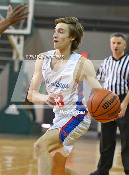 Thumbnail 3 in Grapevine vs. Mexia photogallery.