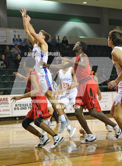 Thumbnail 1 in Grapevine vs. Mexia photogallery.