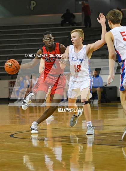 Thumbnail 3 in Grapevine vs. Mexia photogallery.