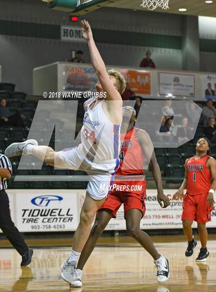 Thumbnail 1 in Grapevine vs. Mexia photogallery.
