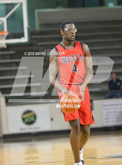 Thumbnail 2 in Grapevine vs. Mexia photogallery.