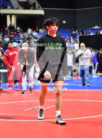 Thumbnail 1 in UIL State Championships - 6A 113lb Final photogallery.