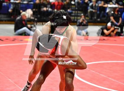 Thumbnail 3 in UIL State Championships - 6A 113lb Final photogallery.