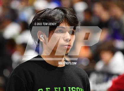 Thumbnail 2 in UIL State Championships - 6A 113lb Final photogallery.