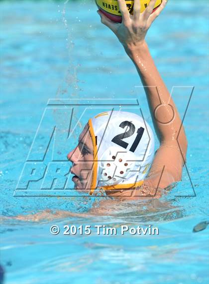 Thumbnail 2 in Yucaipa vs Temecula Valley photogallery.