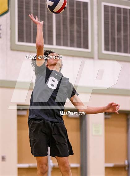Thumbnail 3 in Burbank @ Monterey Trail photogallery.