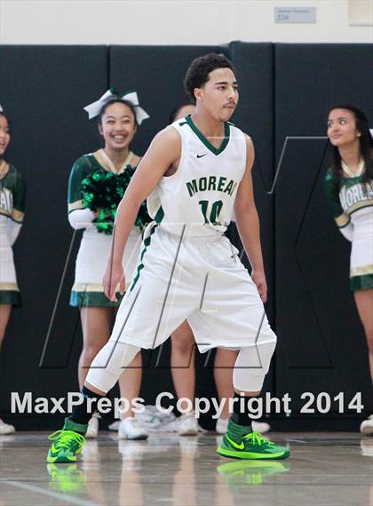 Thumbnail 2 in Moreau Catholic vs. Salesian (CIF NorCal Regional D4 Final) photogallery.