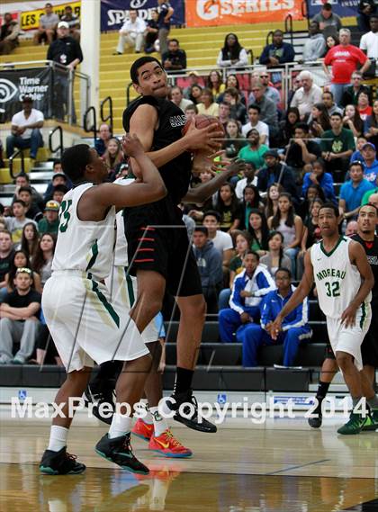 Thumbnail 3 in Moreau Catholic vs. Salesian (CIF NorCal Regional D4 Final) photogallery.