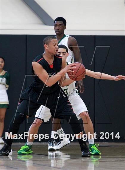 Thumbnail 2 in Moreau Catholic vs. Salesian (CIF NorCal Regional D4 Final) photogallery.