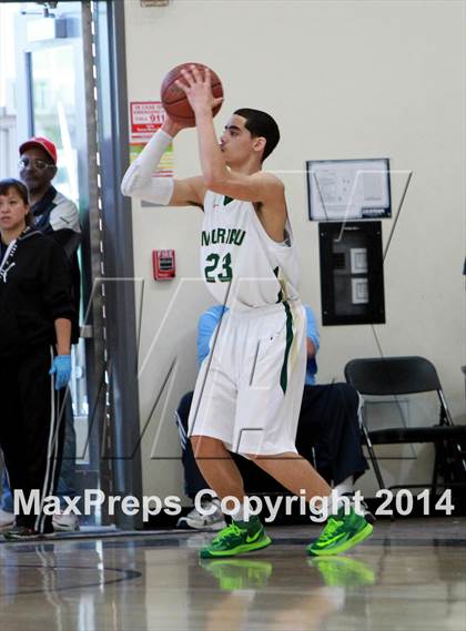 Thumbnail 2 in Moreau Catholic vs. Salesian (CIF NorCal Regional D4 Final) photogallery.