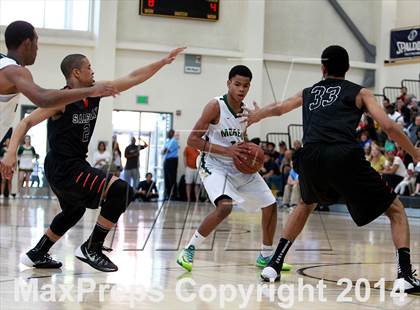 Thumbnail 1 in Moreau Catholic vs. Salesian (CIF NorCal Regional D4 Final) photogallery.
